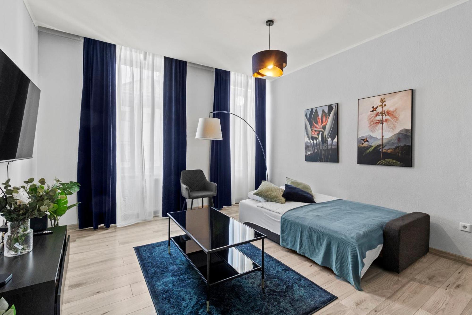 Balcony Apartment, 4 Min To U3 Zipperer Strasse Viena Exterior foto